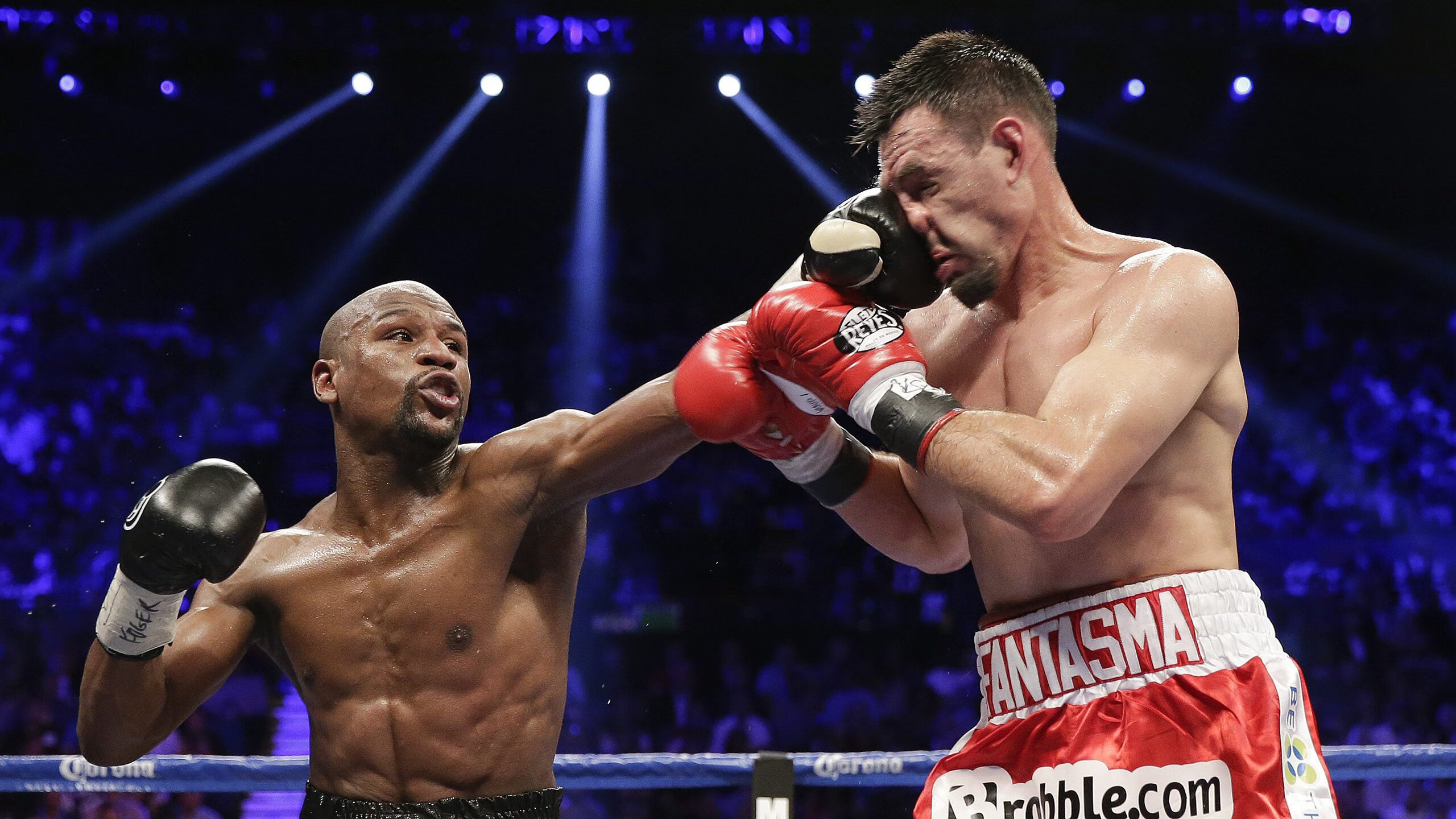 弗朗索瓦·霍尔茨豪伊泽：防线与进攻的双重威胁，展现南非队全方位优势